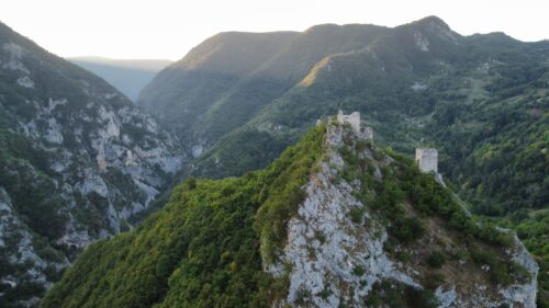 Археолошка истраживања на средњовековном граду Милешевцу