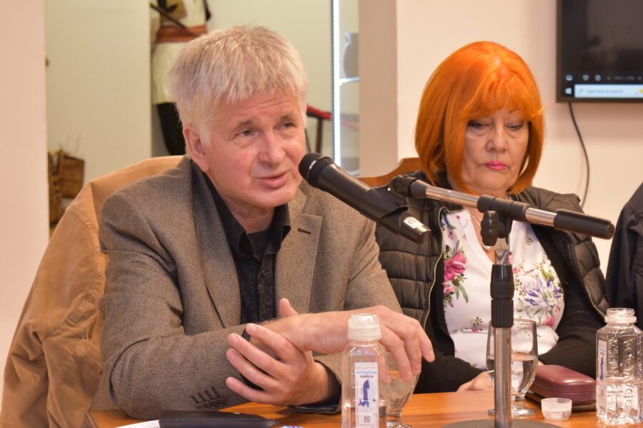 Представљена књига „Зато мајстор што си чо’ек“